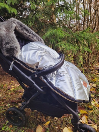 srebrny szary śpiworek do wózka spacerówki gondoli queen baby duże futro