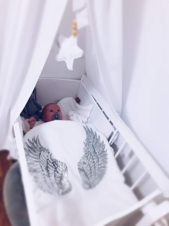 Biały koc do wózka S (złote lub srebrne skrzydła) koc dla dziecka do gondoli