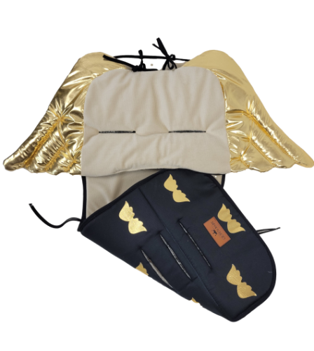 Przejdź do produktu Dwustronna wkładka do wózka czarno-beżowa ze złotymi skrzydłami 