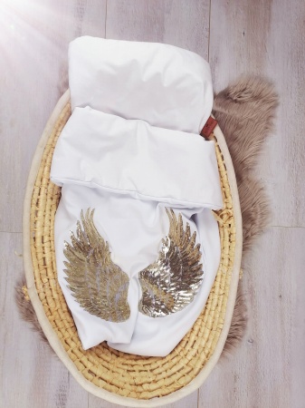 koc biały dla dziecka queen baby skrzydła chrzest skrzydła