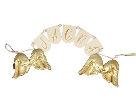 girlanda drewniana z imieniem dziecka girlanda ze skrzydłami  ozdoba do pokoju dziecka prezent dla dziecka queen baby