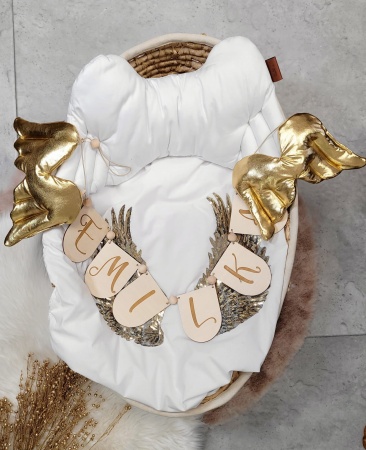 girlanda drewniana z imieniem dziecka girlanda ze skrzydłami queen baby