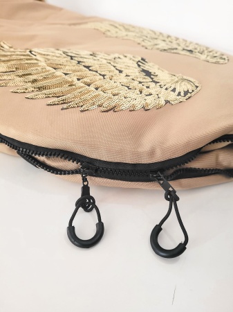 zamki odpinane w góre i w dół  śpoiworka