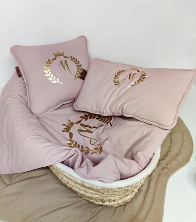 Pościel z Inicjałem imienia i koroną Pościel personalizowana z wypełnieniem przedszkolaka dziecka niemowlaka prezent queen baby