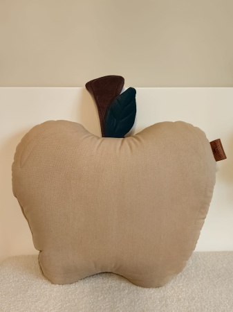 poduszka w kształcie jabłka beżowa