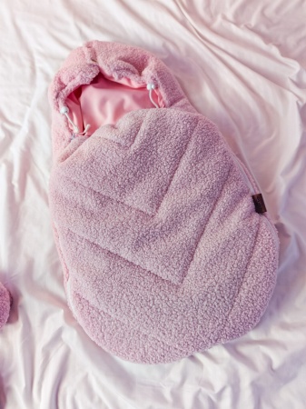 śpiworek do wózka różowy miś