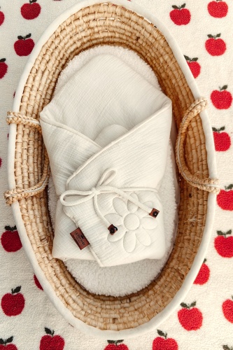 Przejdź do produktu Rożek niemowlęcy muślinowy dla dziecka Kwiaty 