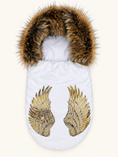 Przejdź do produktu WHITE SLEEPING BAG 0-18 miesięcy (biały śpiworek ze złotymi skrzydłami)