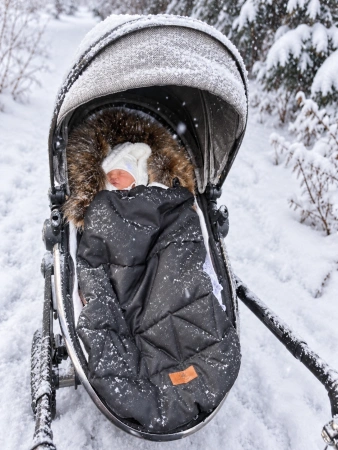 śpiworek czarny do wózka futro queen baby